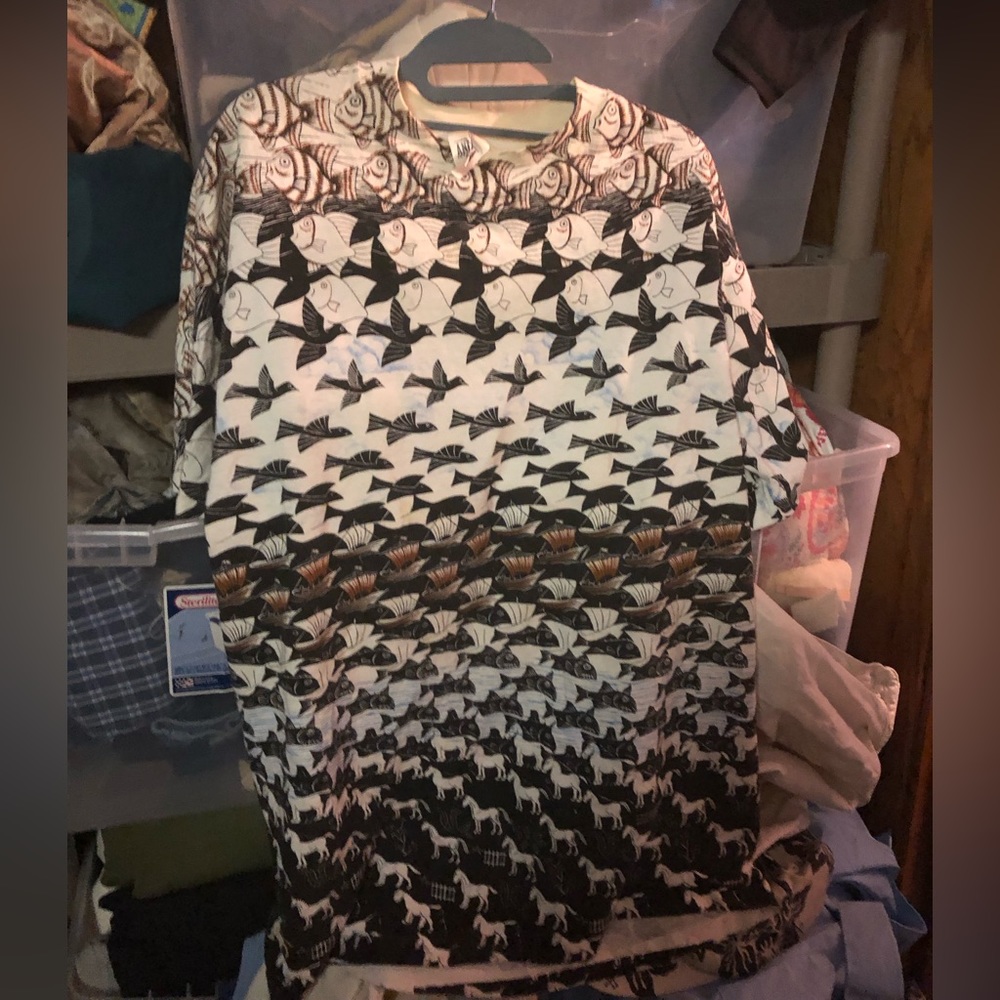 🌴COPY - Vintage Andazia M.C. Escher Tangrams Tee-655 $100 or $90 w/offer
